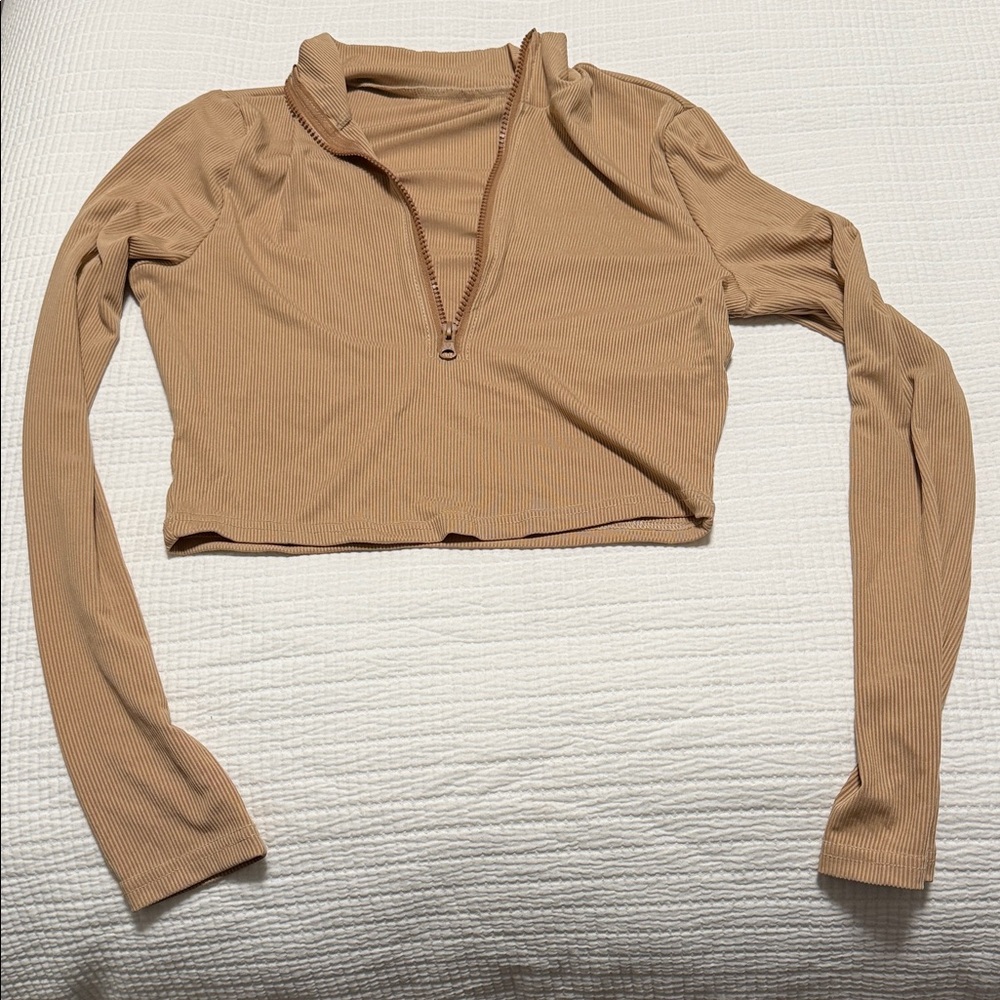 SHEIN Camel Zip-Up Long Sleeve Crop Top